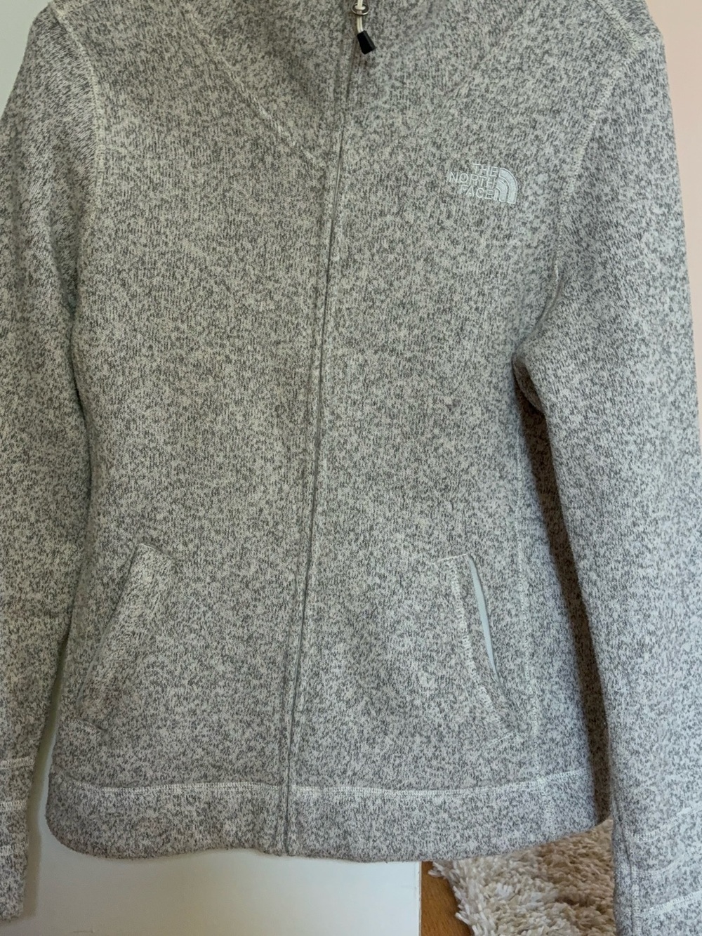 The North Face Women's Light Heather Gray Full-Zip Fleece Jacket